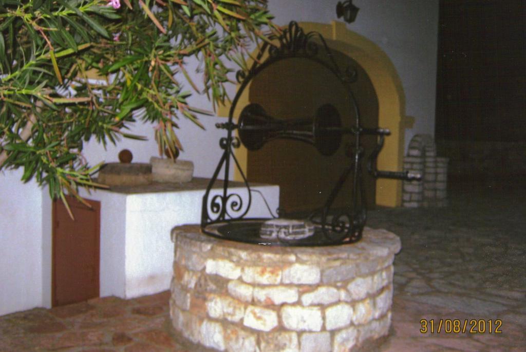 Cerigo House Apartment